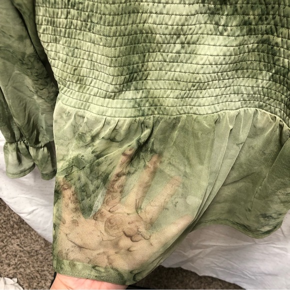 Green Smuckered Top - Picture 3 of 5